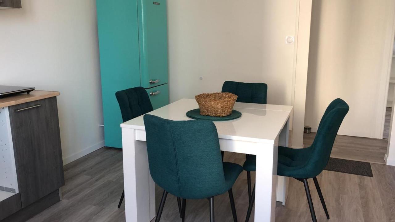 Appartement 4 Personnes Vue Mer A Santec Au Pied De La Plage Du Dossen Buitenkant foto