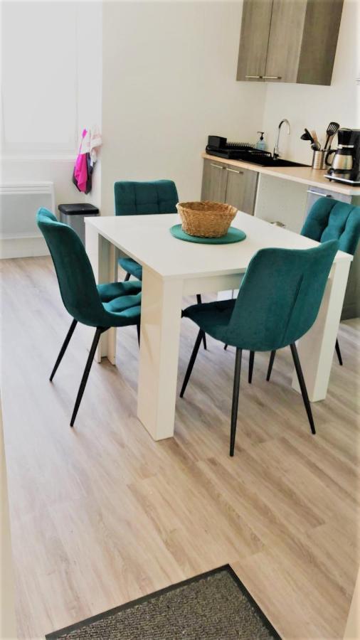 Appartement 4 Personnes Vue Mer A Santec Au Pied De La Plage Du Dossen Buitenkant foto